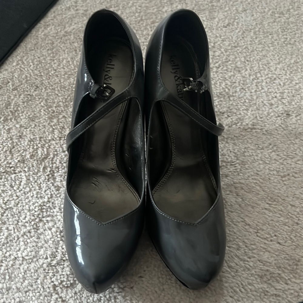 Kelly & Katie gray heels Maryjane style